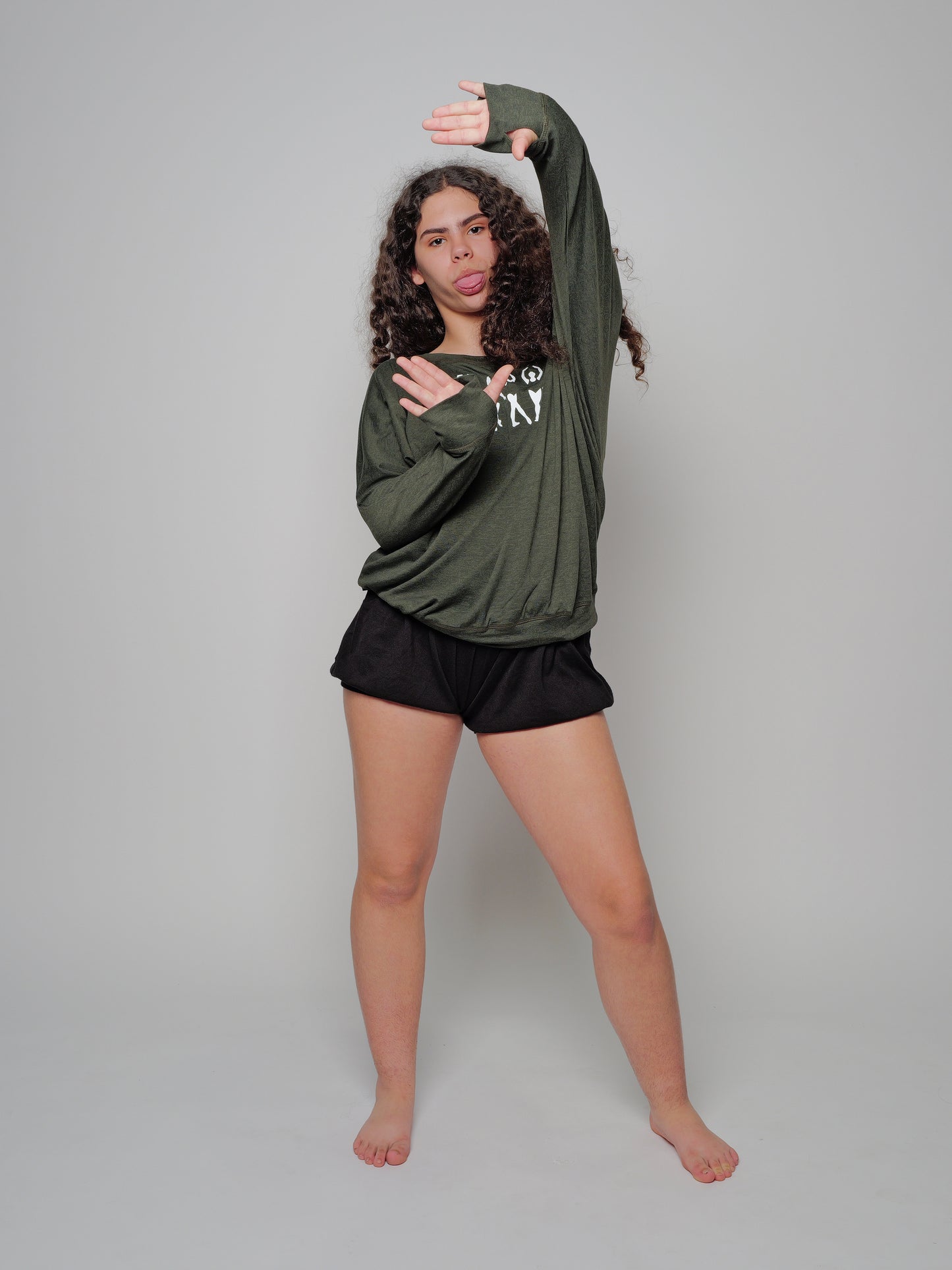 7 Silhouettes Raglan